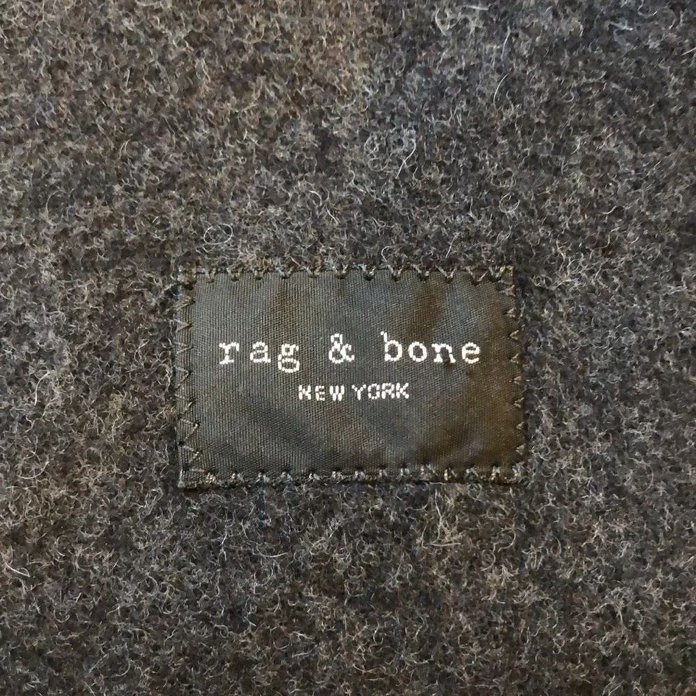 Rag & Bone charcoal grey wool scarf w fringe recycled wool 28 x 72